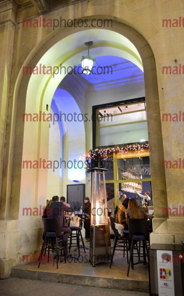 Valletta Nightlife Entertainment Leisure Street Cafe's Drinks - Malta ...